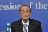 厉以宁谈中国经济十大问题：长期超高速增长害处很大